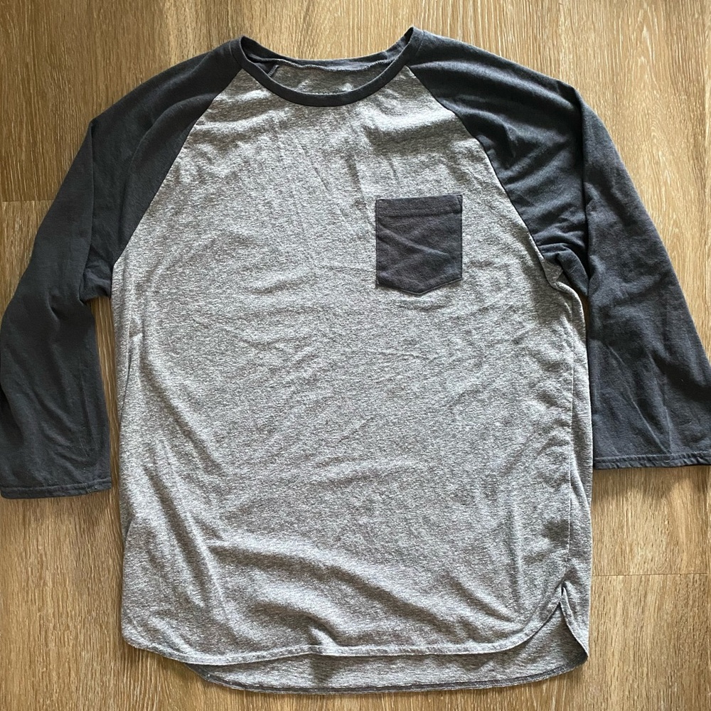 Baseball style tee